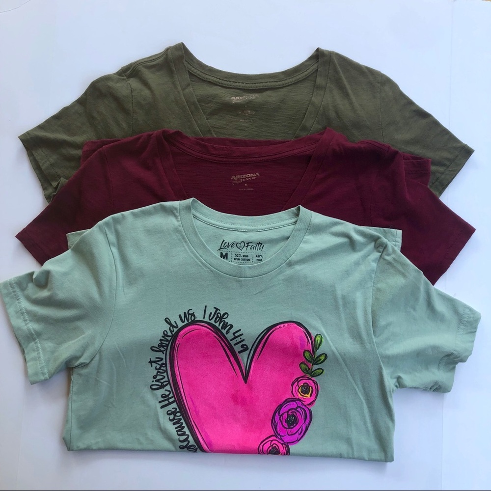 Set of three shirts